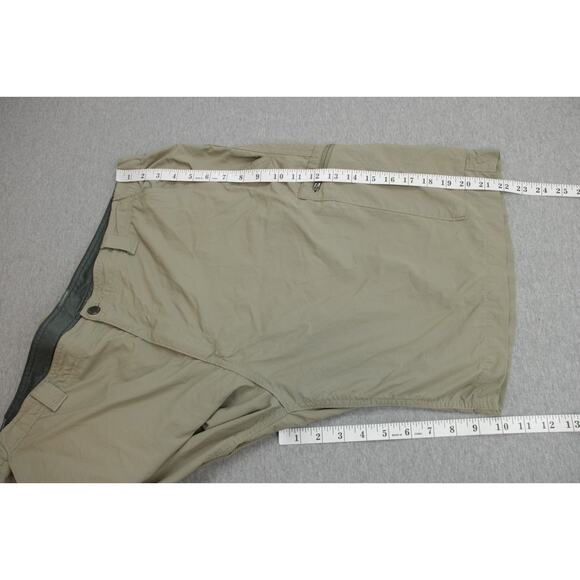 Columbia Shorts Mens 42 Beige Cargo 10" Inseam Nylon Light Weight - Picture 6 of 6